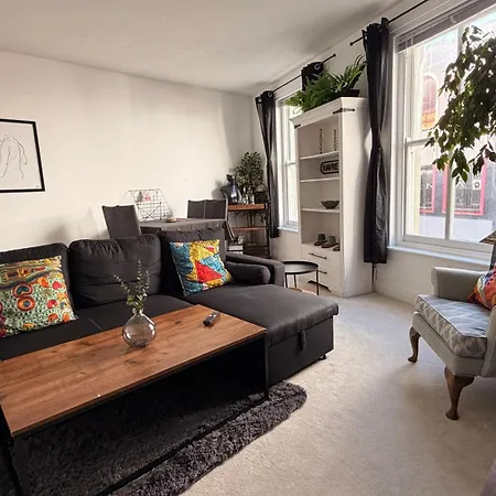 Holiday home Town Centre 2 Bedroom Town House St Helier